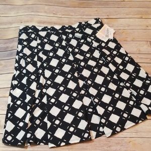 LuLaRoe Madison Skirt